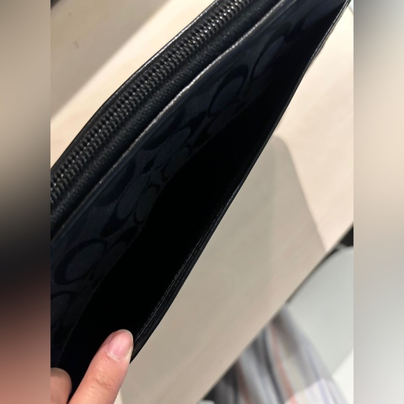 Coach IPad Case - Picture 6 of 8